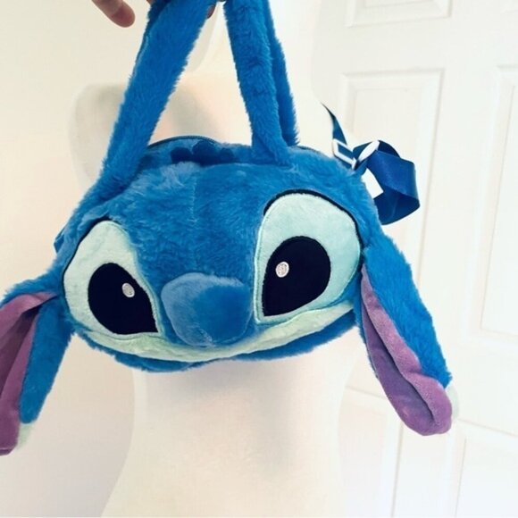 💙 NWT Cute Stitch Crossbody Bag – Soft & Adorable! 🧸✨Lili & Stitch - Picture 2 of 4